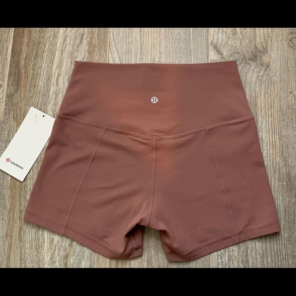 Lululemon align HR short 4”